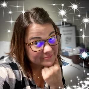 Meet your Posher, Elizabeth